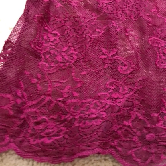 Karen Kane lace top - Picture 8 of 9